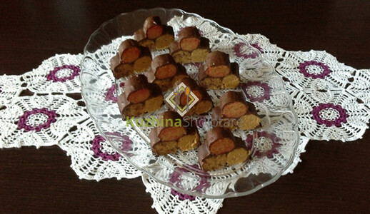 Ëmbëlsirë me tri shije