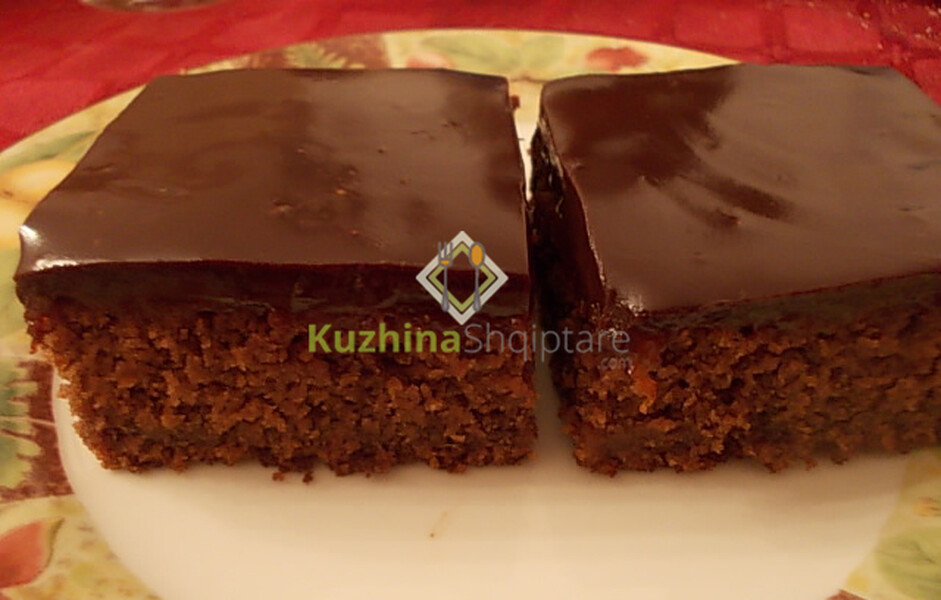 Ëmbëlsirë me marmelatë kajsie