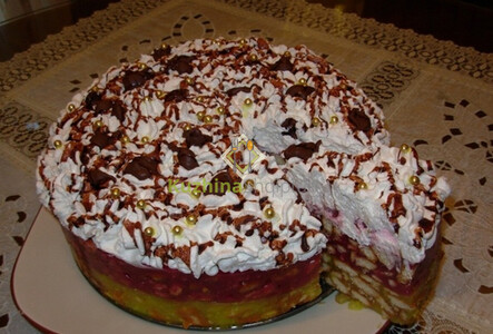 Tortë e shpejtë me mjedra