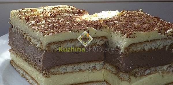 Katrorë me biskota dhe krem