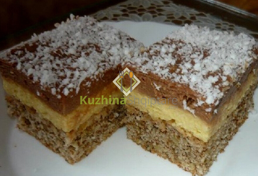 Katrorka me arra dhe kokos