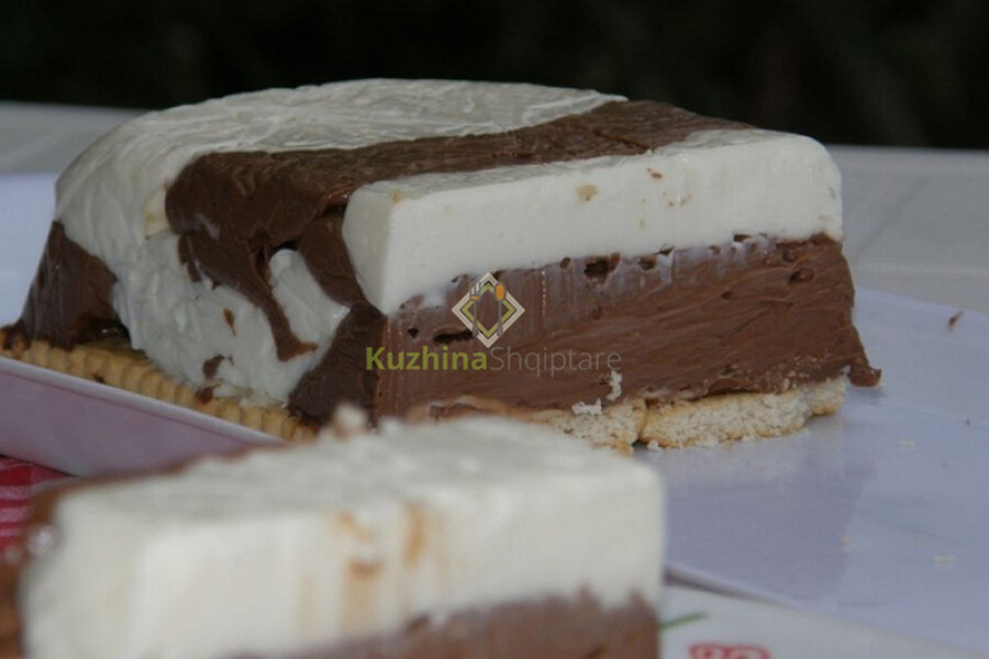 Tortë e shijshme pa pjekje