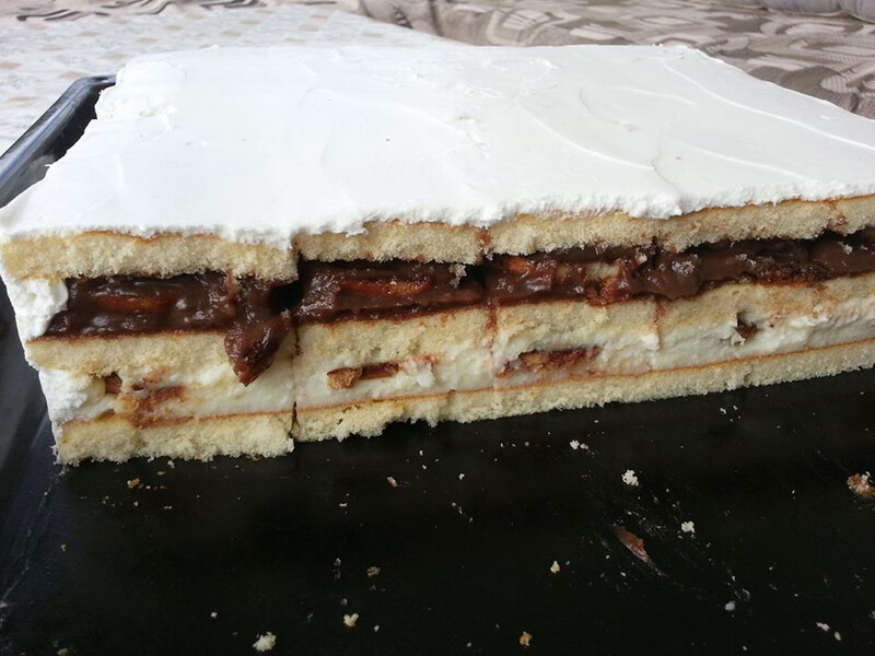 Tortë e lehtë kremoze