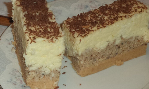 Tortë me lajthi dhe kokos