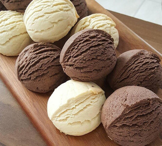 Gurabija në formë të akullorës