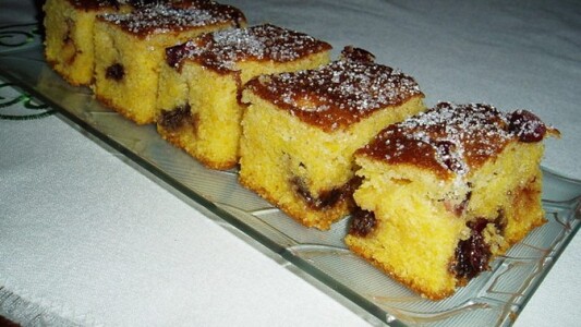 Ëmbëlsirë me pekmez