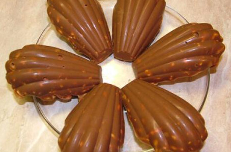 Bombone karamele të bëra në shtëpi