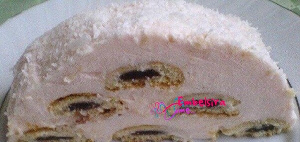 Embëlsirë me shtrudlle