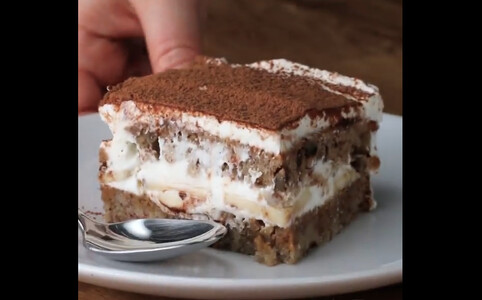 Si të bëni tiramisu me banane? (Video)