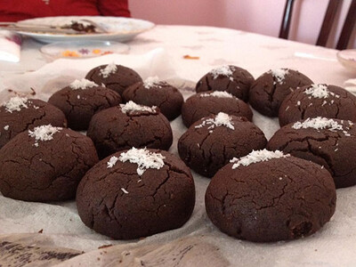 Gurabija me kakao dhe kokos