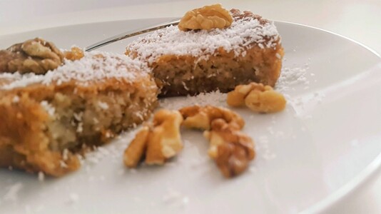 Ëmbëlsirë tradicionale me arra