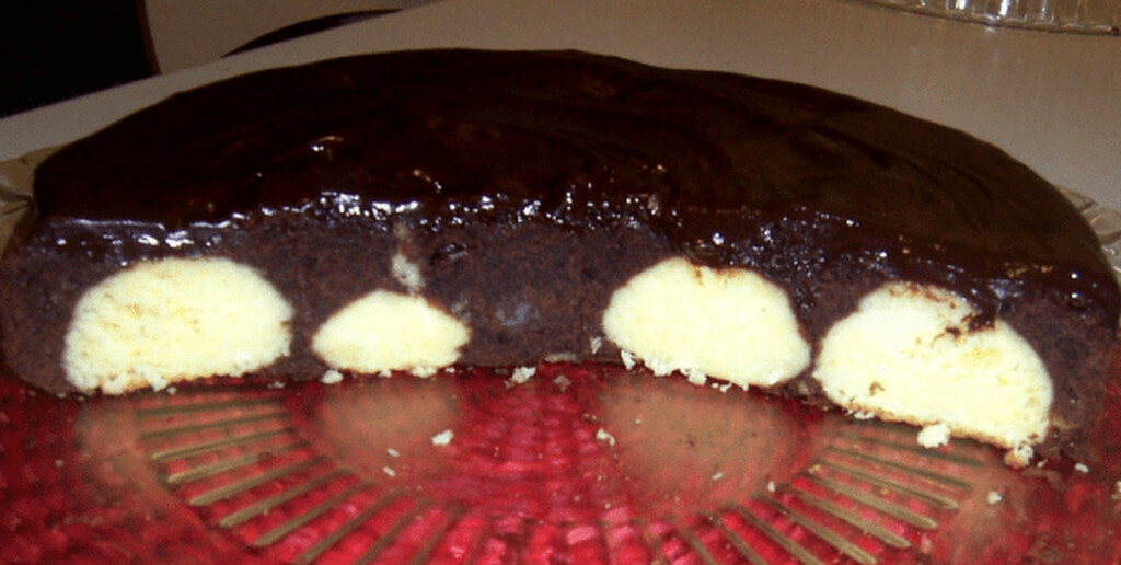 Tortë me toptha krem djathi