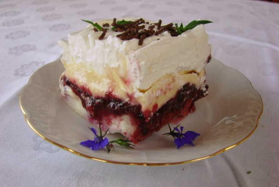 Ëmbëlsirë me mjedra