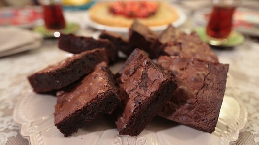 Browni me dy përbërës