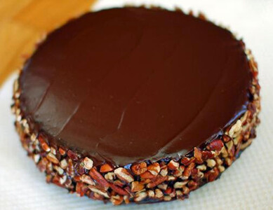 Torte me Çokollatë dhe Lajthi