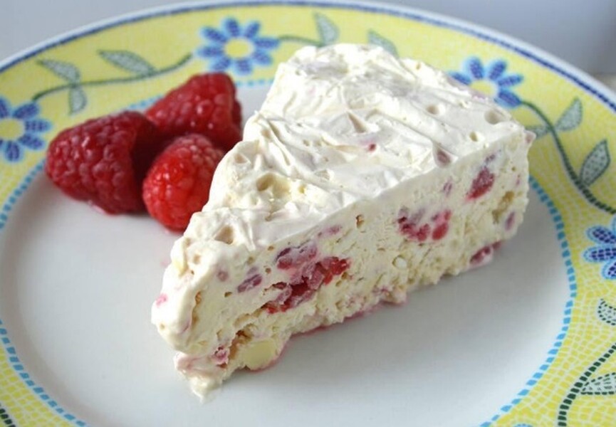 Tortë akullore me dredhëza