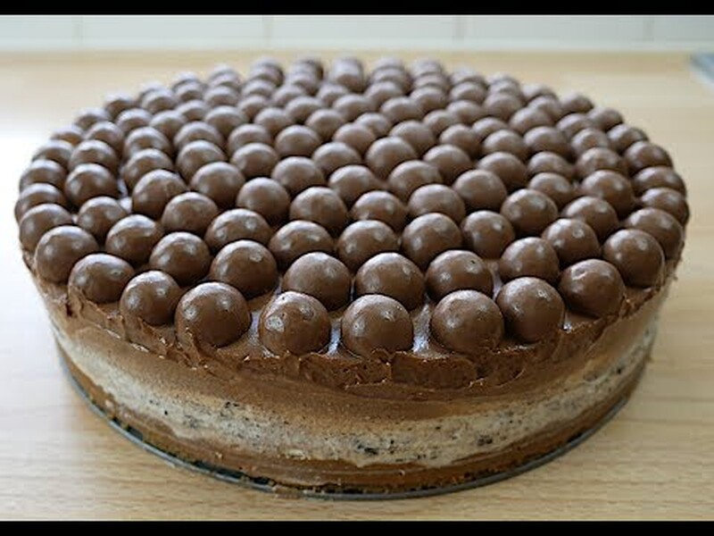 Embelsire e shpejte me Nutella, pa pjekje dhe zierje (VIDEO)