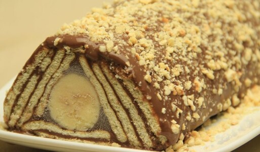 Embelsir me keksa dhe banane